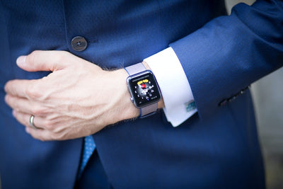 Smartwatches vs Traditional Watches: Which is Right for You?