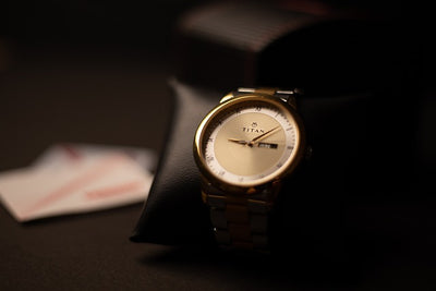 Pros & Cons: White Gold vs Silver Watches